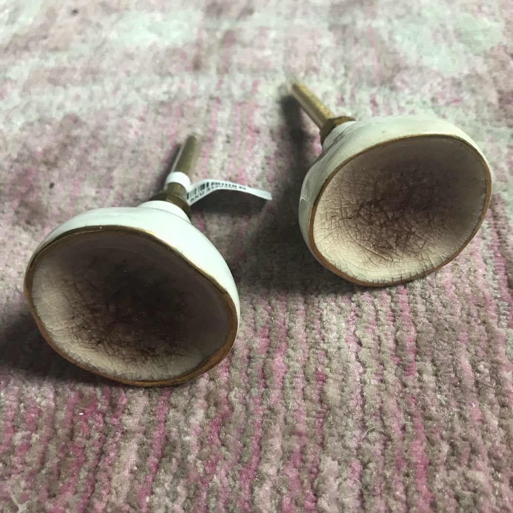 Vintage style porcelain door knobs
